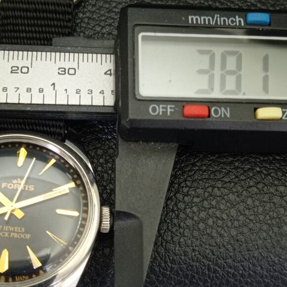 Vintage 1992 Fortis Manual Mens Silver Watch W/Nato Strap & Gold accents - Picture 7 of 9